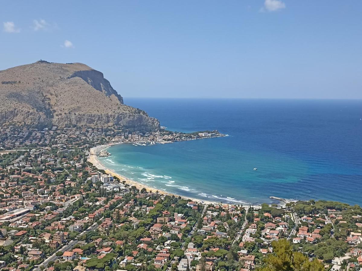 Casa Nina Villa Mondello Buitenkant foto